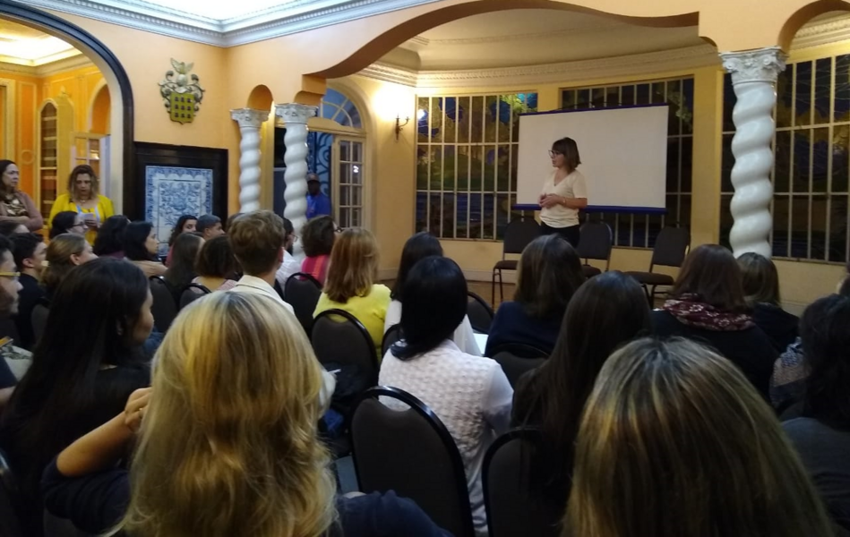 debate-sobre-saude-mental-e-saude-suplmentar-reune-quase-60-paticipantes-em-petropolis