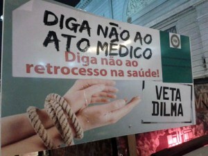 manifestacao-contra-ato-medico-e-realizado-no-centro-do-rio